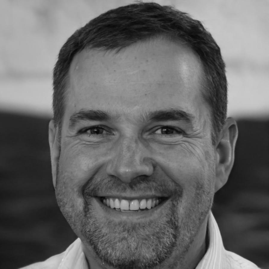 Kasimir Bergfeld, Finanzexperte bei ornavelythira